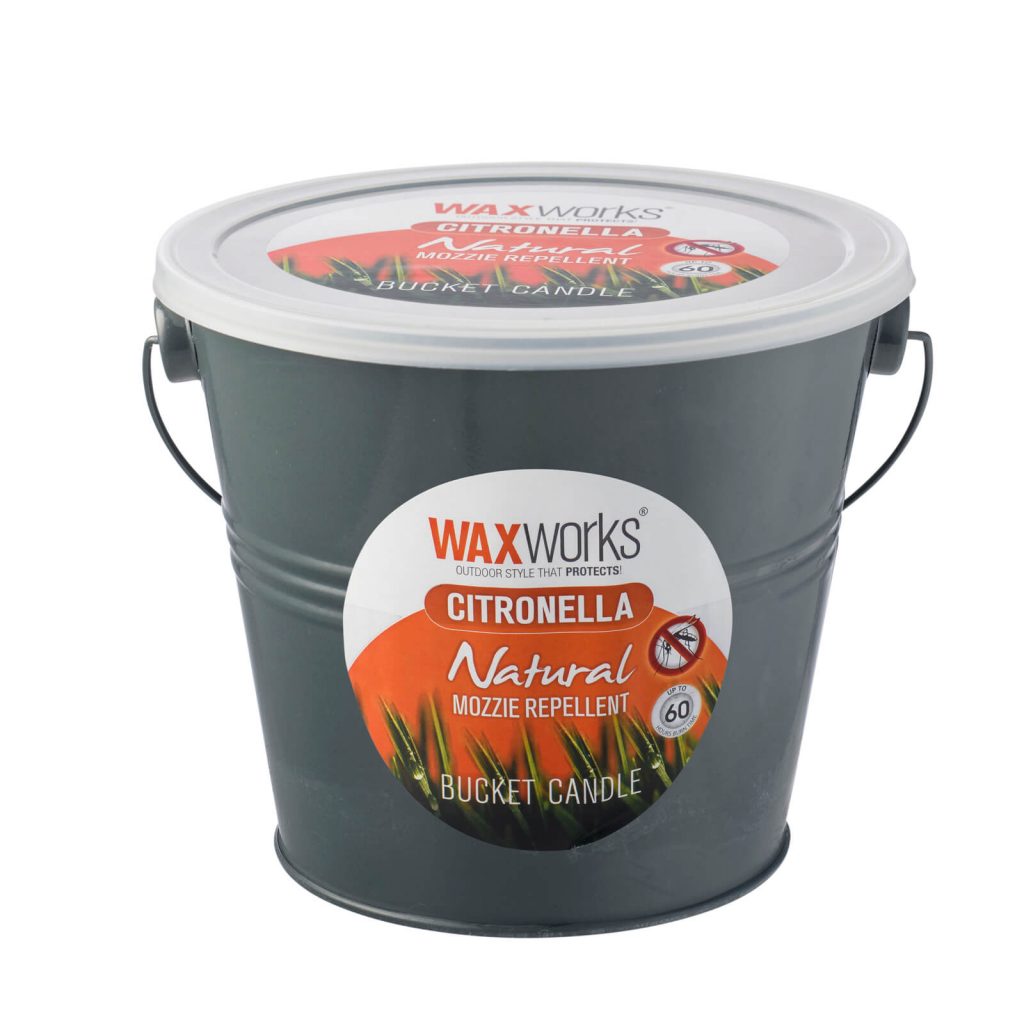 COLOURED METAL BUCKET CITRONELLA CANDLE